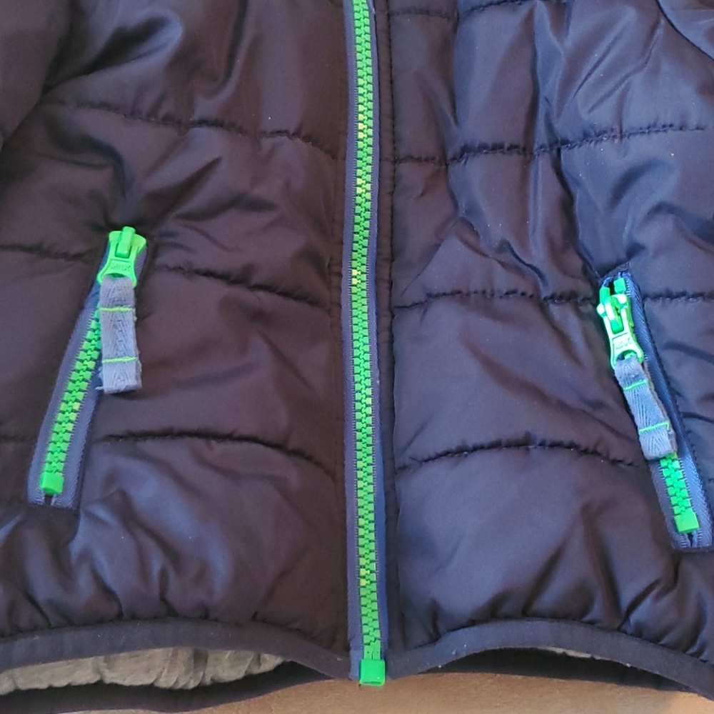Jackets - Picture 6 of 6